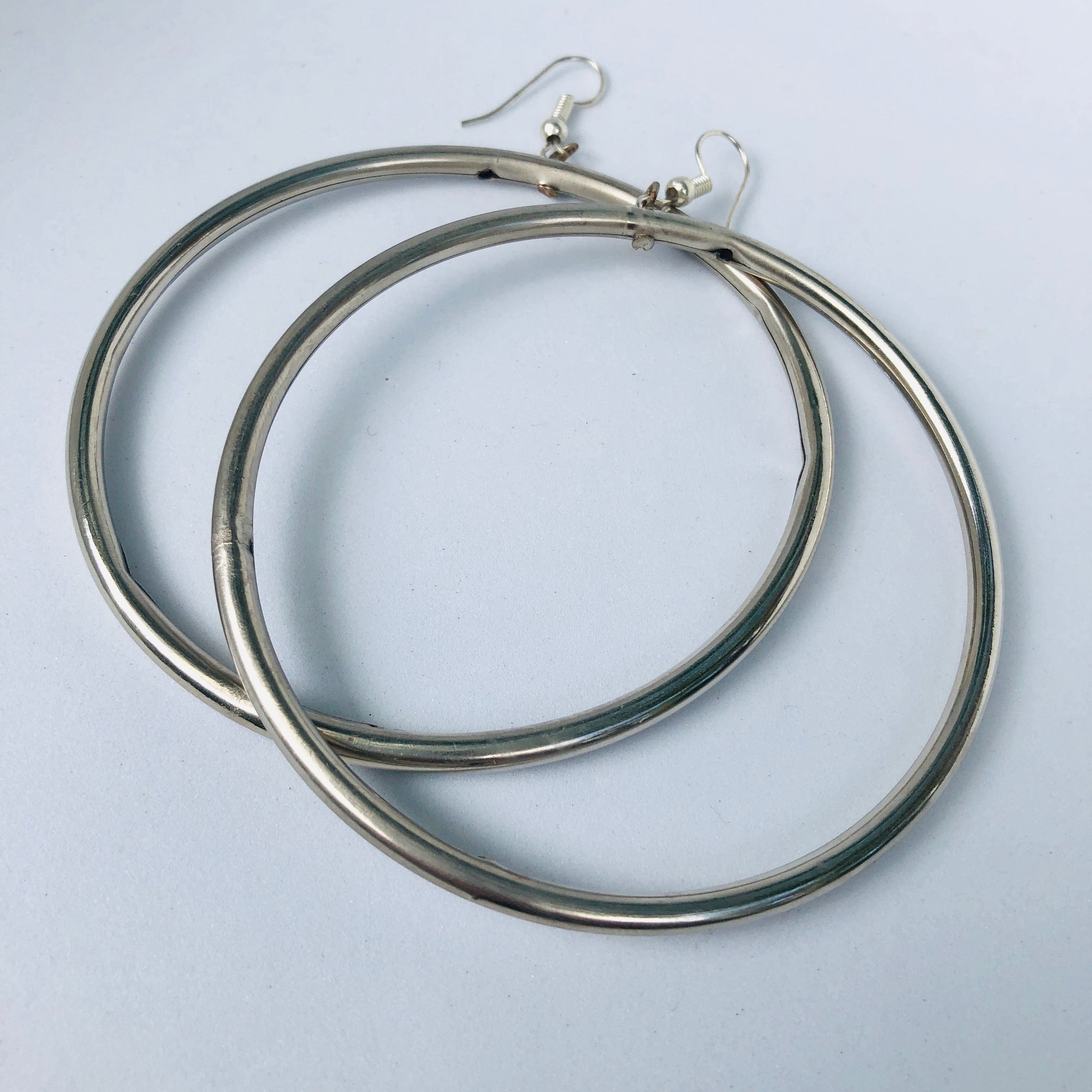 TM. Plain Silver Hoop Earrings