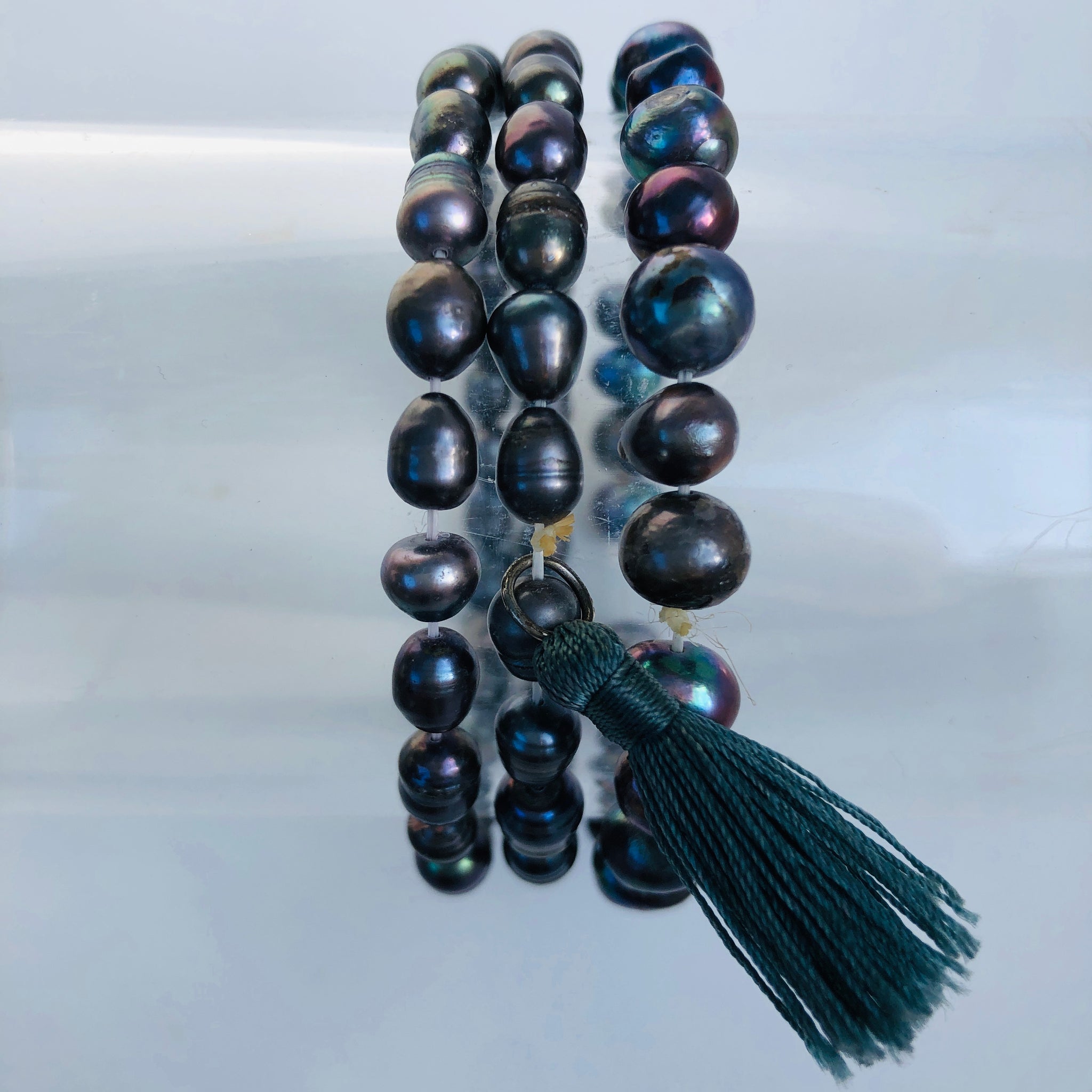 TM. 3 Set Blue Cultured Pearl Bracelets